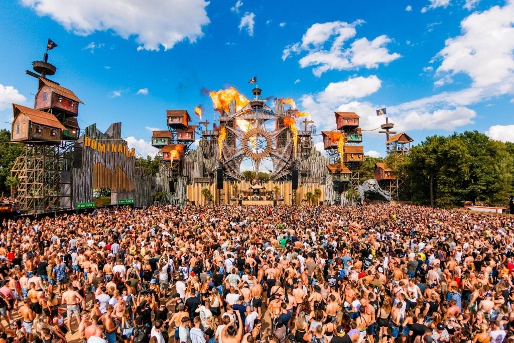 Kaarten tickets dominator festival 60,- per stuk, Tickets en Kaartjes, Drie personen of meer, Ticket of Toegangskaart
