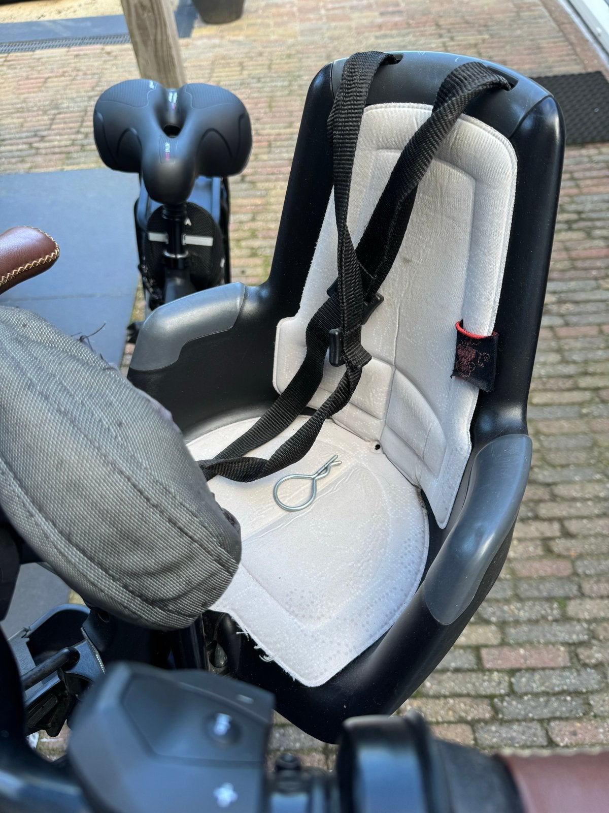Bobike fietszitje met windscherm, Fietsen en Brommers, Fietsaccessoires | Fietsstoeltjes, Ophalen, Gebruikt, Voorzitje