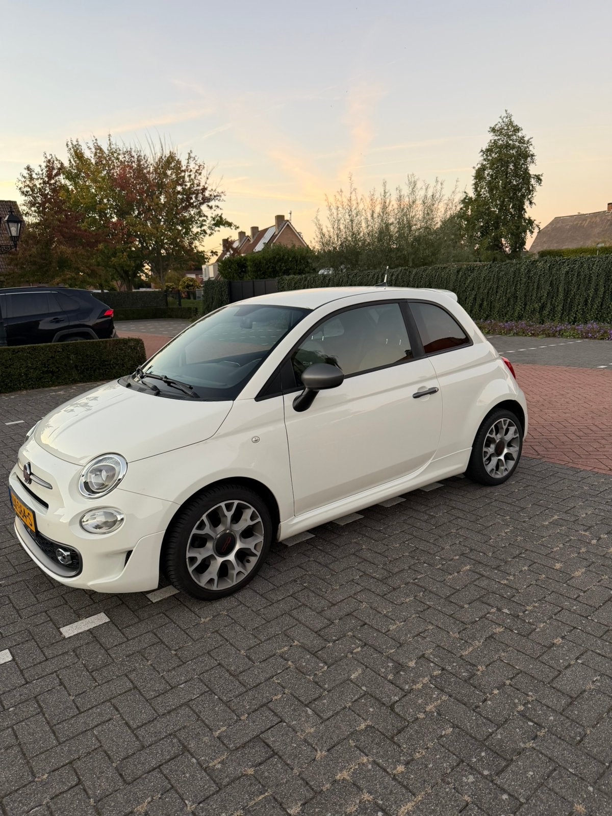 Fiat 500S 0.9 twinair Sport 80pk 2016 Wit 16”, Voorwielaandrijving, 31 €/maand, Leder en Stof, Origineel Nederlands