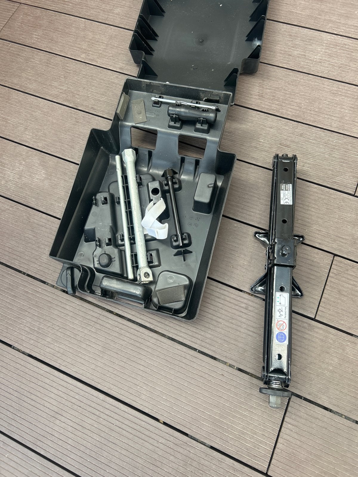 Krik met toebehoren, max 2400 kg, Auto diversen, Krikken, Ophalen, Zo goed als nieuw, Mechanisch, Schaarkrik