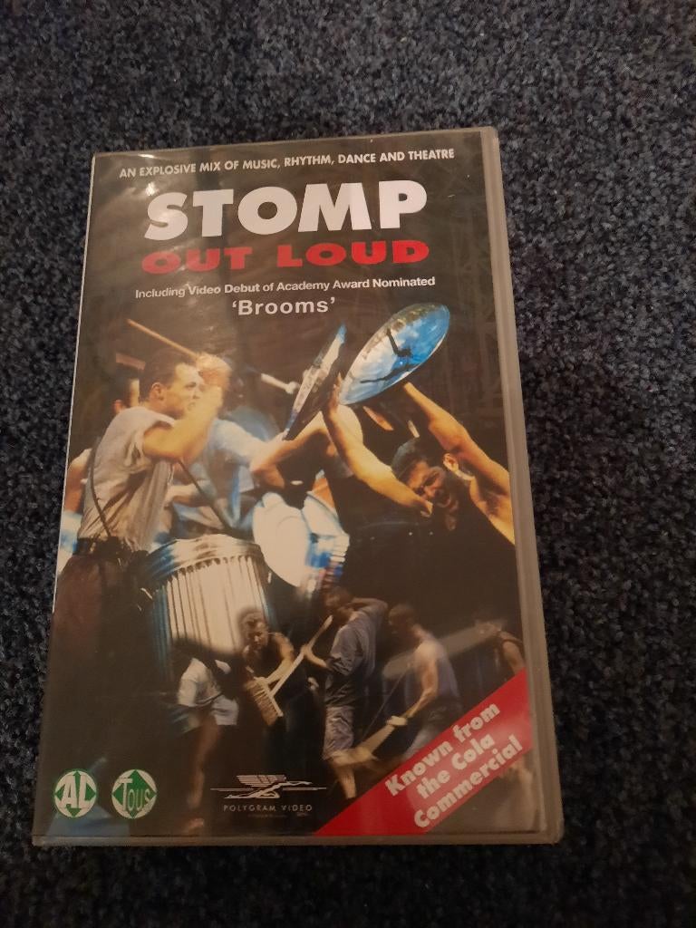 STOMP OUT LOUD! Thriller Op VIDEO!, Vanaf 16 jaar, Ophalen of Verzenden, Zo goed als nieuw, Actie en Avontuur