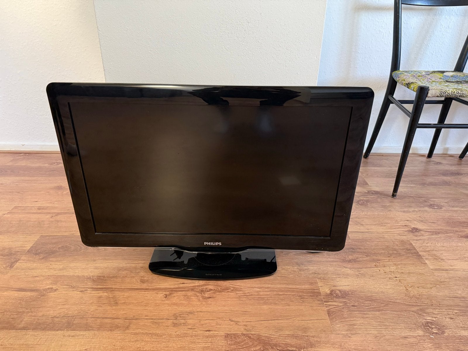 Philips TV - Gebruikt, perfect voor kleine ruimtes, Audio, Tv en Foto, Ophalen, Philips, Gebruikt, 50 Hz