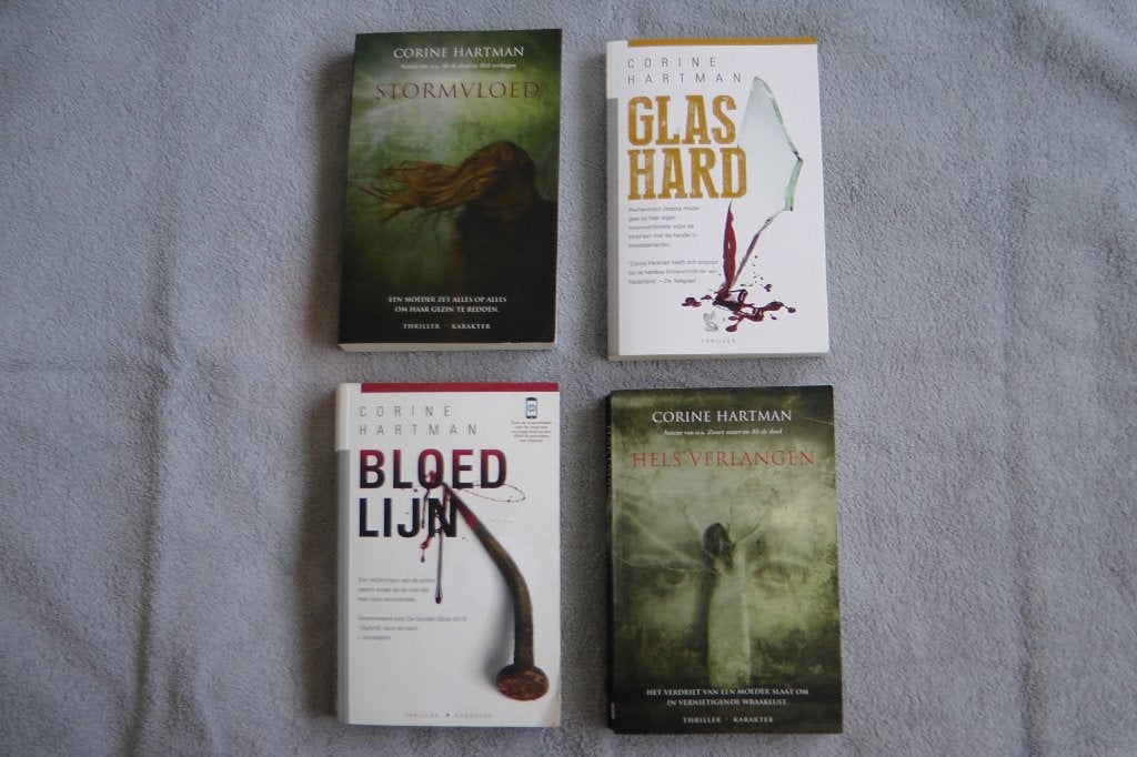 Thriller boeken 4-stuks van Corine Hartman o.a. Glas Hard, Gelezen, Corine Hartman, Ophalen of Verzenden, Nederland