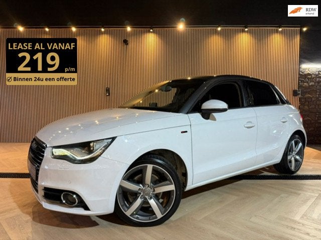 Audi A1 Sportback 1.4 TFSI S-Line | Automaat | Navi | PDC, 86 pk, Zwart, 4 cilinders, 4 stoelen