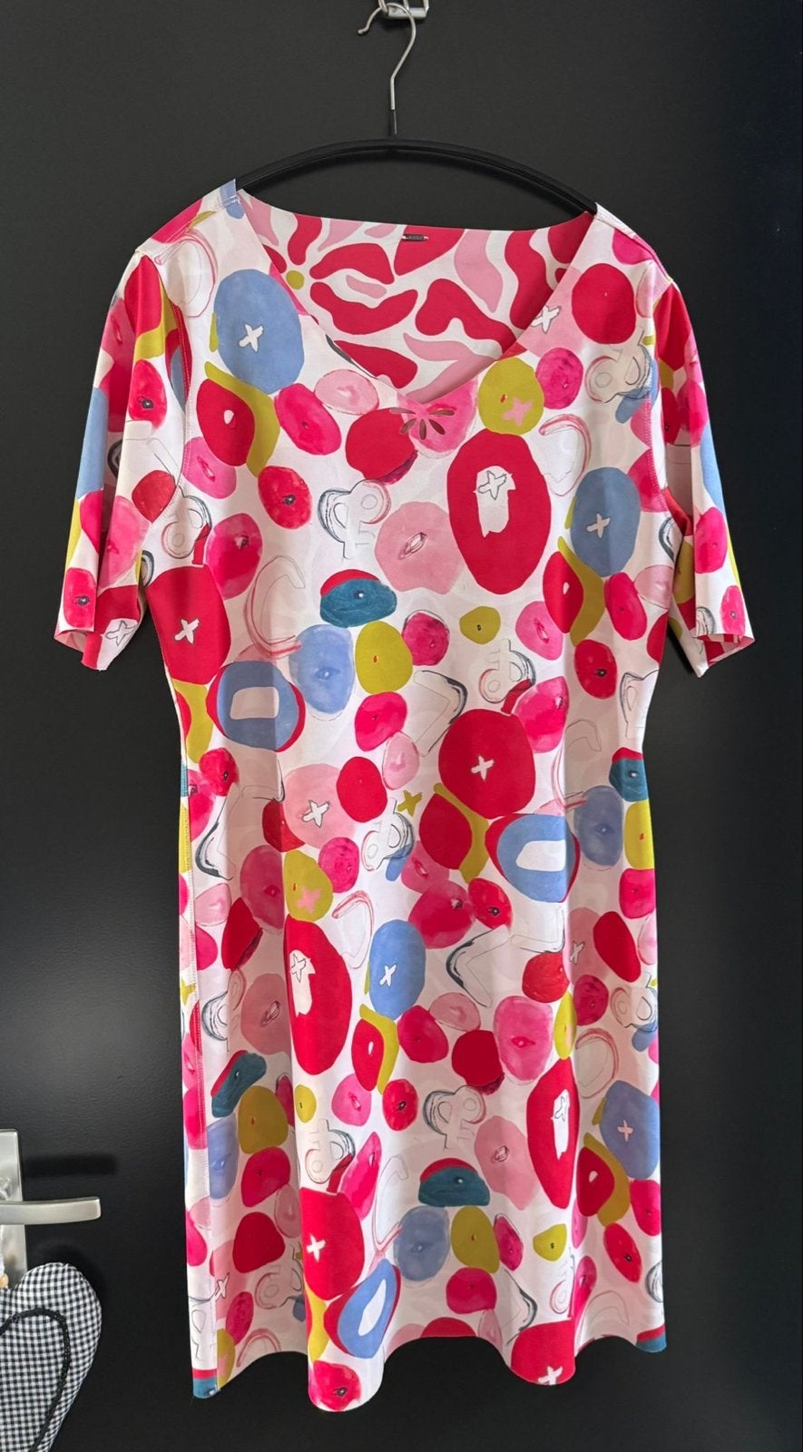 Kleurrijke jurk met abstracte print lizzy en coco, Meerkleurig, Maat 42/44 (L), Ophalen of Verzenden, Zo goed als nieuw
