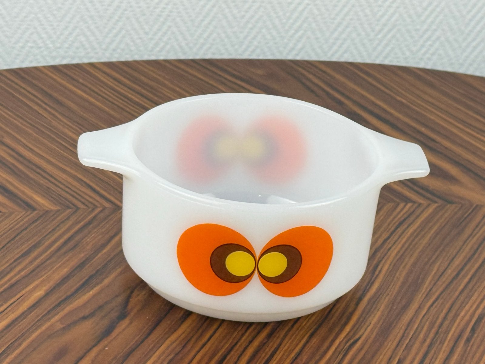 Vintage Pyrex 'Eyes' schaal - Wit met oranje/bruin decor, Ophalen of Verzenden