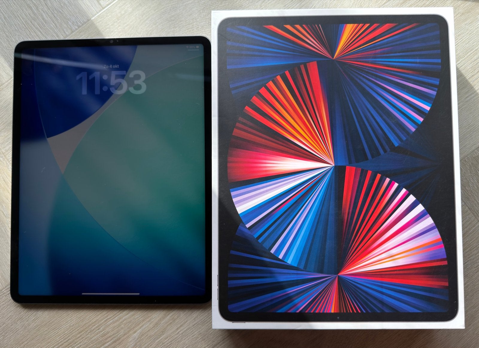 iPad Pro 12.9-inch M1 (5th Gen) 256GB Wi-Fi - Zeer Netjes