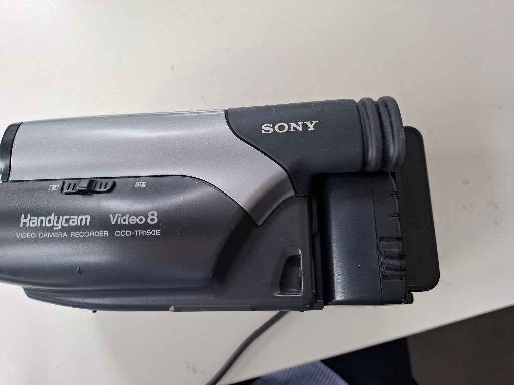 Sony Handycam Video 8 CCD-TR150E, Ophalen of Verzenden, Hi 8, Camera