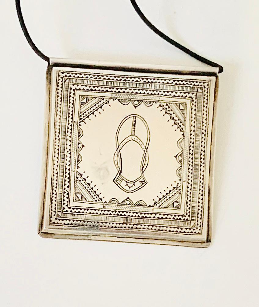 Zilveren hanger uit Niger, Sieraden, Tassen en Uiterlijk, Verzenden, Zo goed als nieuw, Zilver