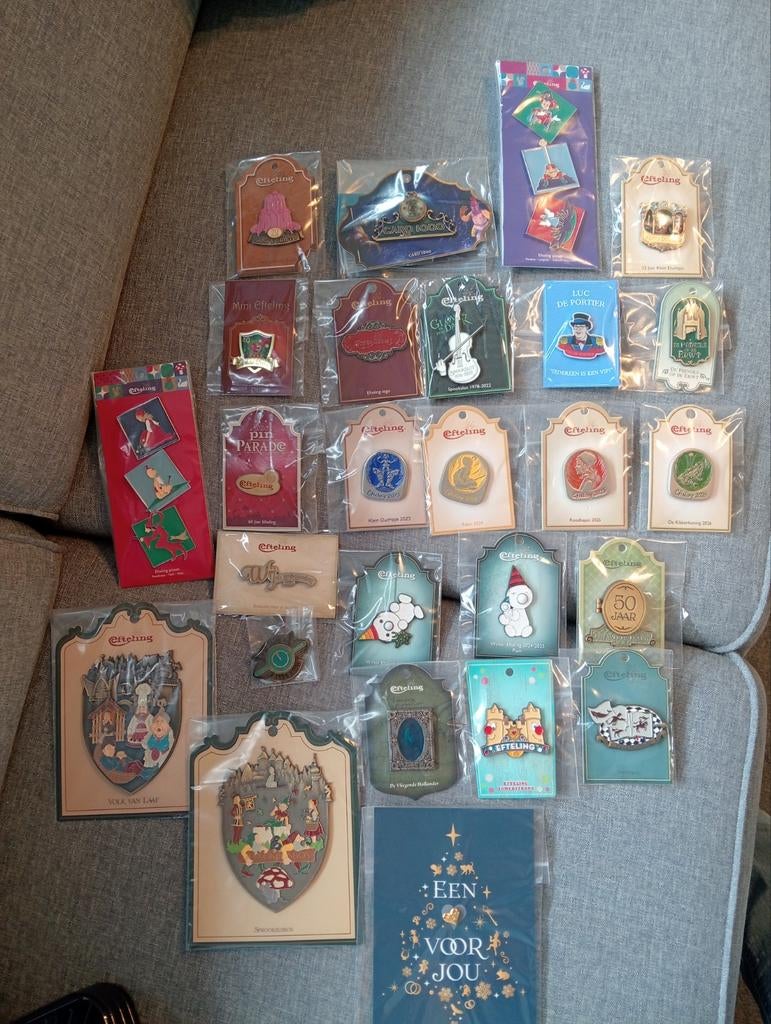 Efteling spullen gezocht wat ik wel spaar, Verzamelen, Efteling, Button of Speldje, Ophalen of Verzenden