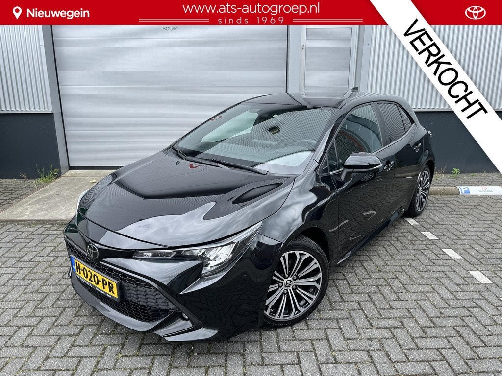 Toyota Corolla 1.2 Turbo Dynamic HB | Benzine handgeschakeld, Gebruikt, Euro 6, 4 cilinders, Zwart
