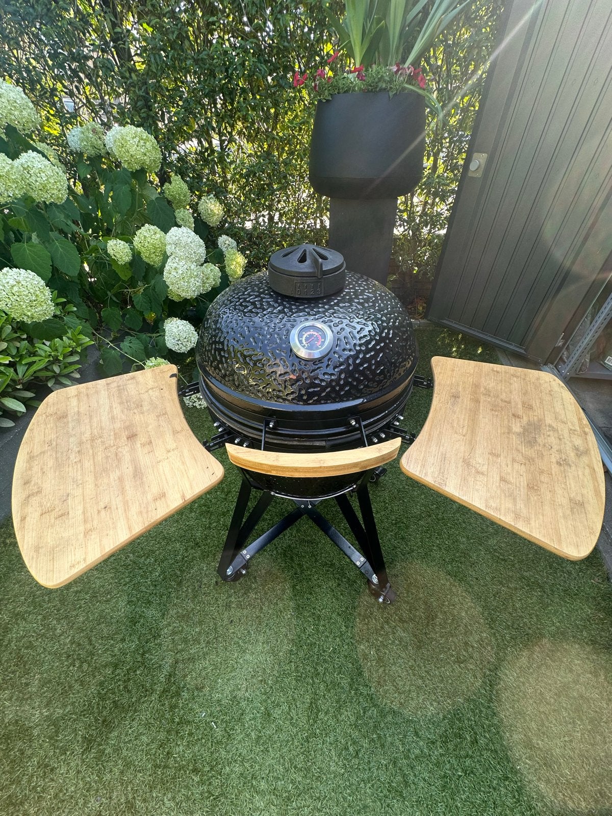 Urban Chef 20 inch Kamado met Divide & Conquer Systeem, Ophalen, Gebruikt
