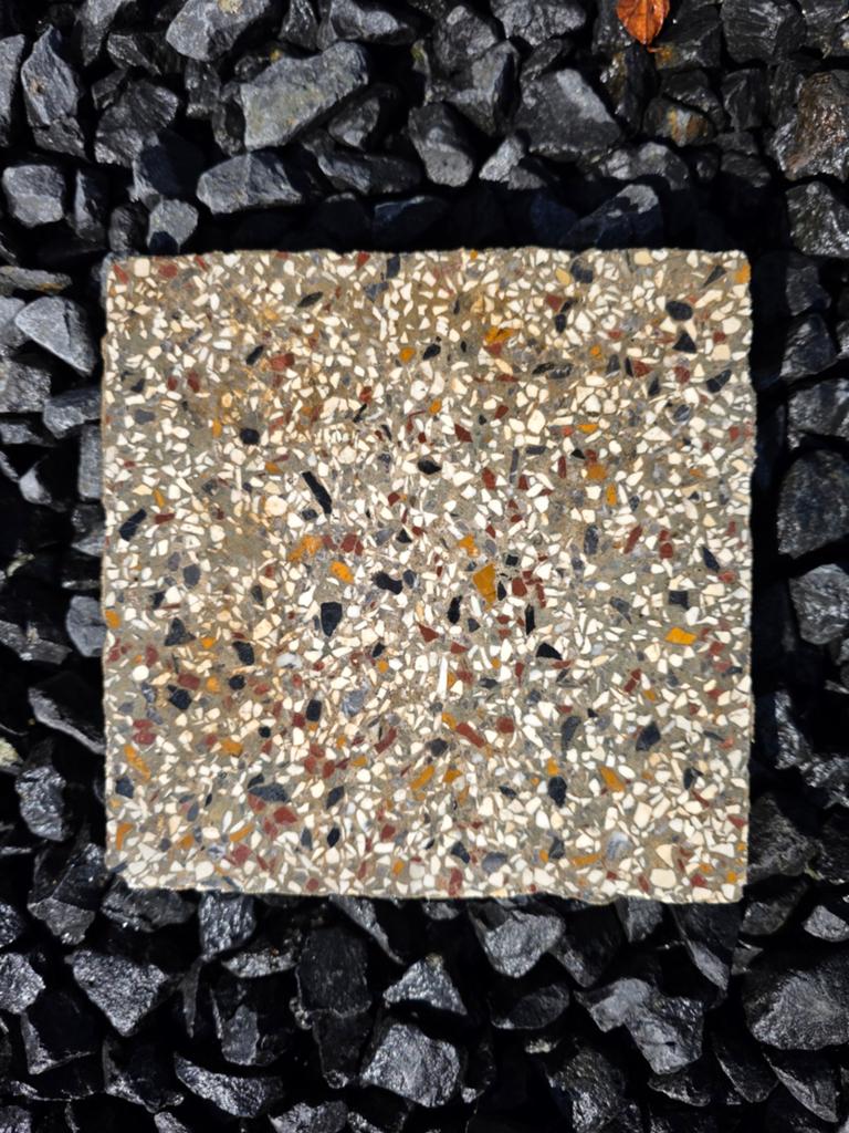 66 Unieke antieke vintage terrazzo vloertegeltjes 15x15 cm, Ophalen, Gebruikt, Keramiek, Minder dan 20 cm