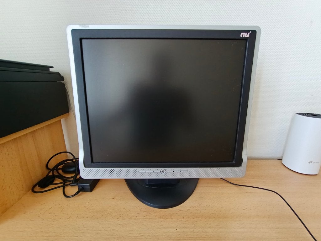 NU Monitor - Ideaal voor basisgebruik, Computers en Software, Monitoren, Ophalen, Kantelbaar, Full HD, VGA