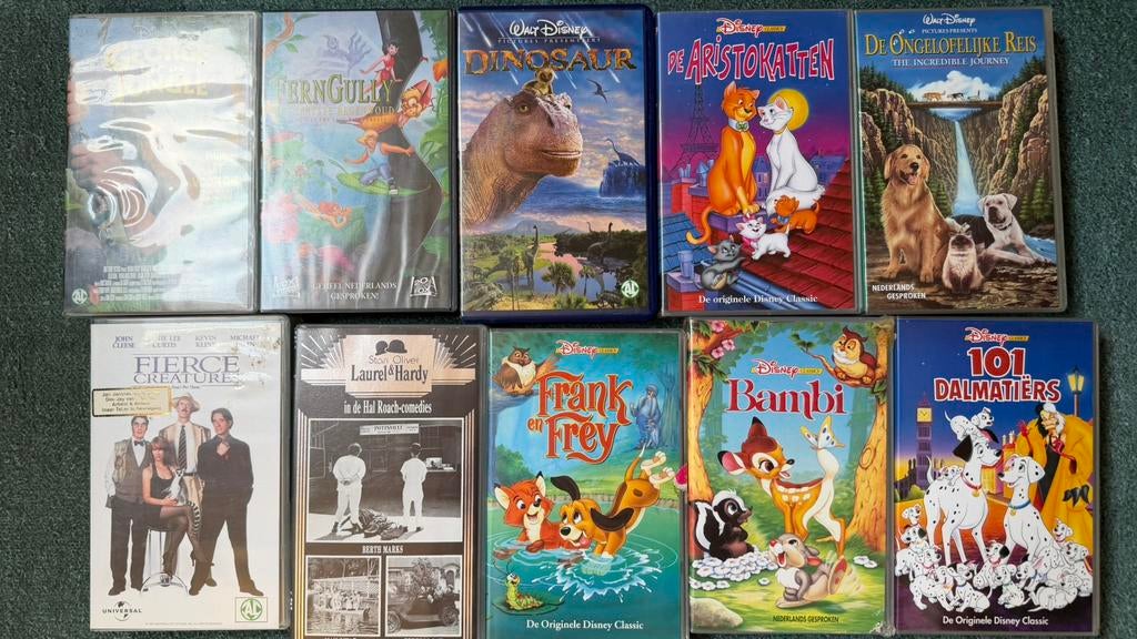 Video banden van 101 dolmatiërs tot aan bambi sneewitje, Ophalen, Accessoire