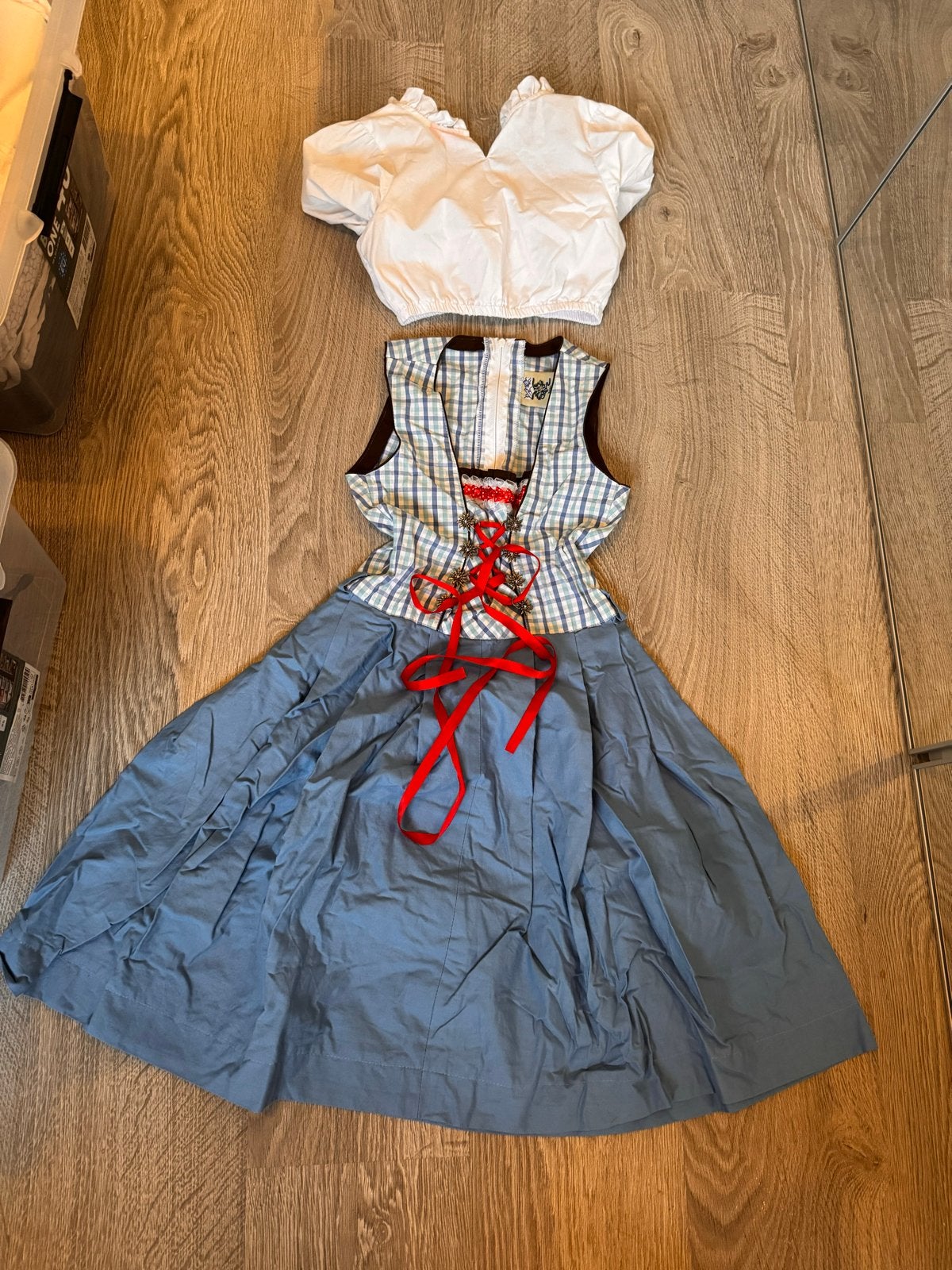 Echte Oktoberfest Dirndl - Isar Trachten 152, Ophalen of Verzenden, Kleding, Maat 34 (XS) of kleiner, Overige thema's