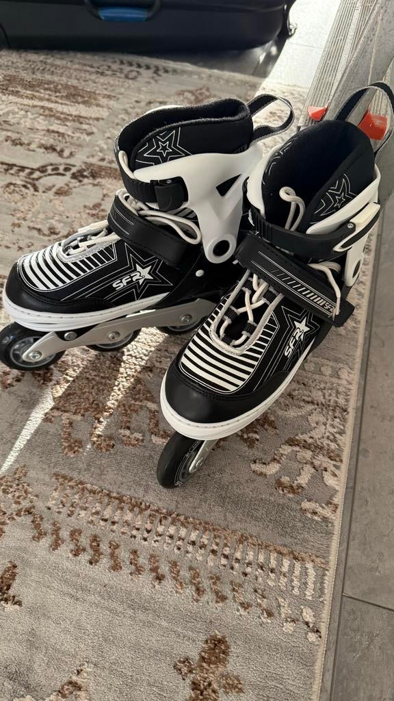 SFR Verstelbare Inline Skates - Zwart/Wit, Verzenden, Zo goed als nieuw