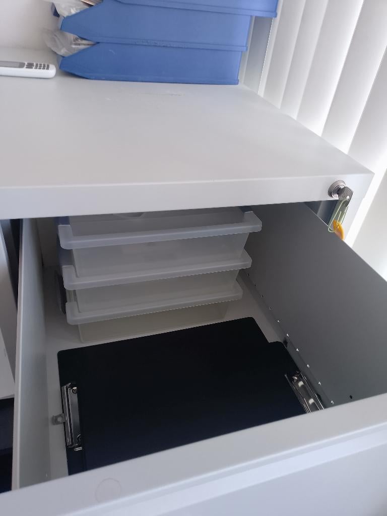 laden archief kast met sleutel, Ophalen, Minder dan 50 cm, 100 tot 150 cm, Zo goed als nieuw