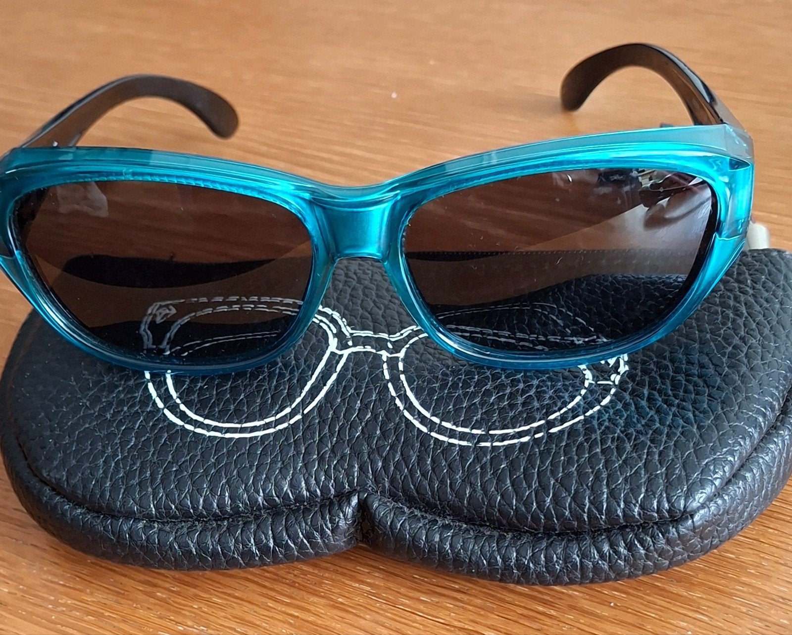 Frofar Metallic Zonnebril semi overzetbril - UV Block Gepola, Sieraden, Tassen en Uiterlijk, Zonnebrillen en Brillen | Dames, Overige merken