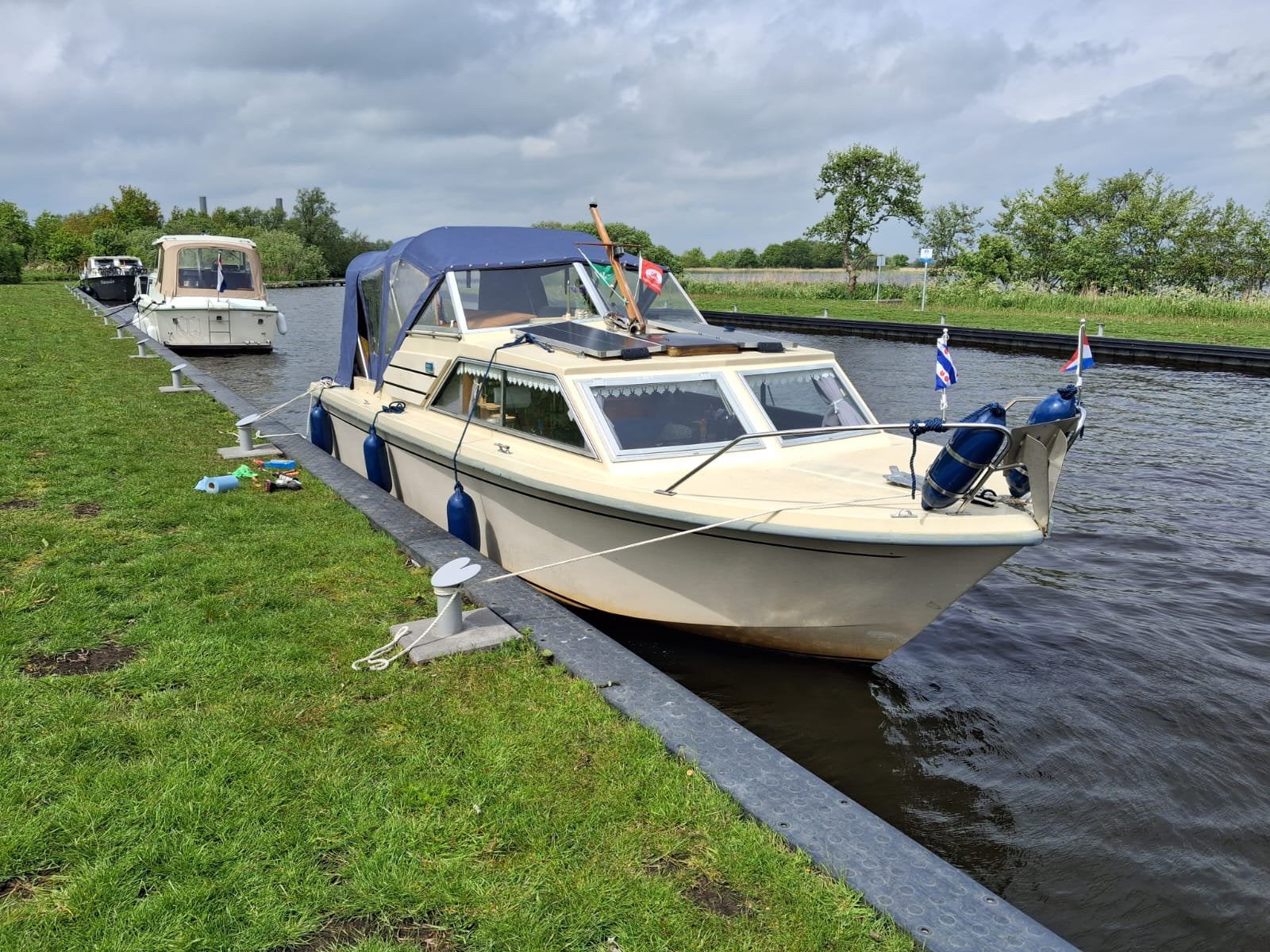 Polyester motorboot Polaris 770, Watersport en Boten, Motorboten en Motorjachten, Gebruikt, Kajuitboot, Polaris, Polyester