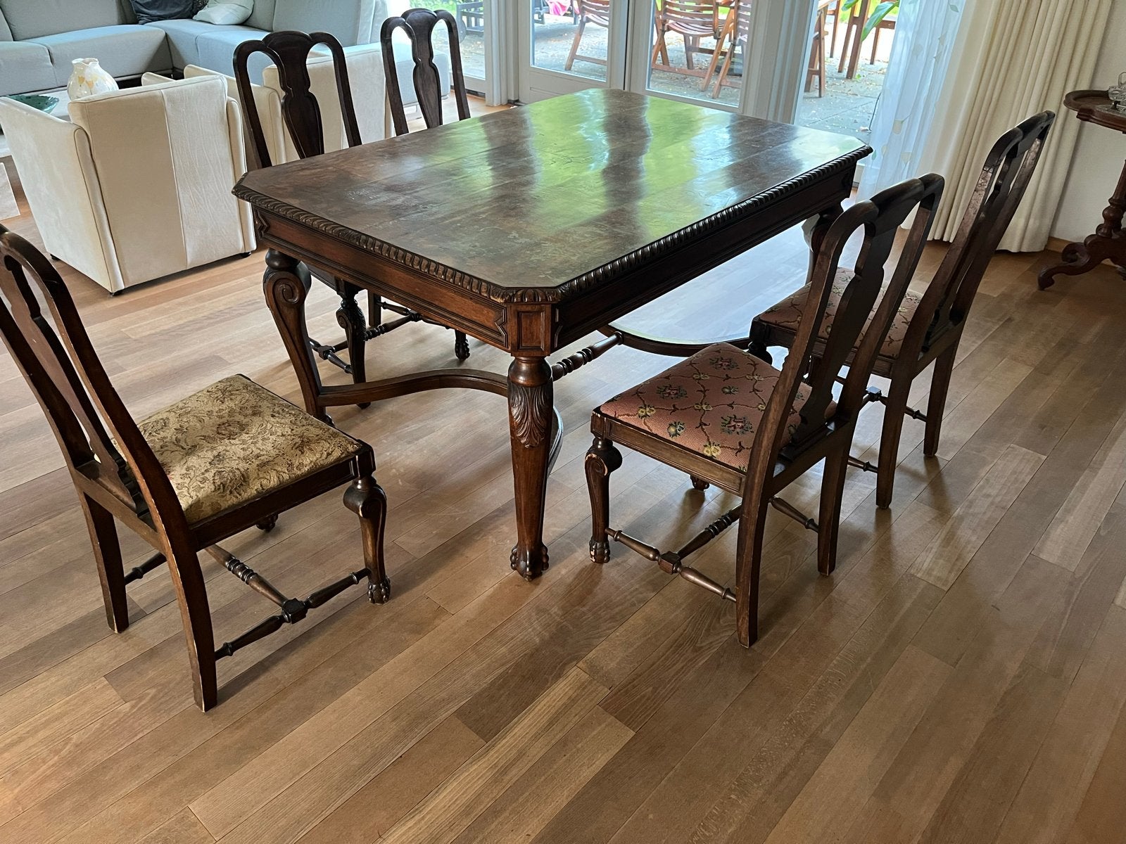 Antieke eettafel met 6 stoelen - Notenhout, Ophalen