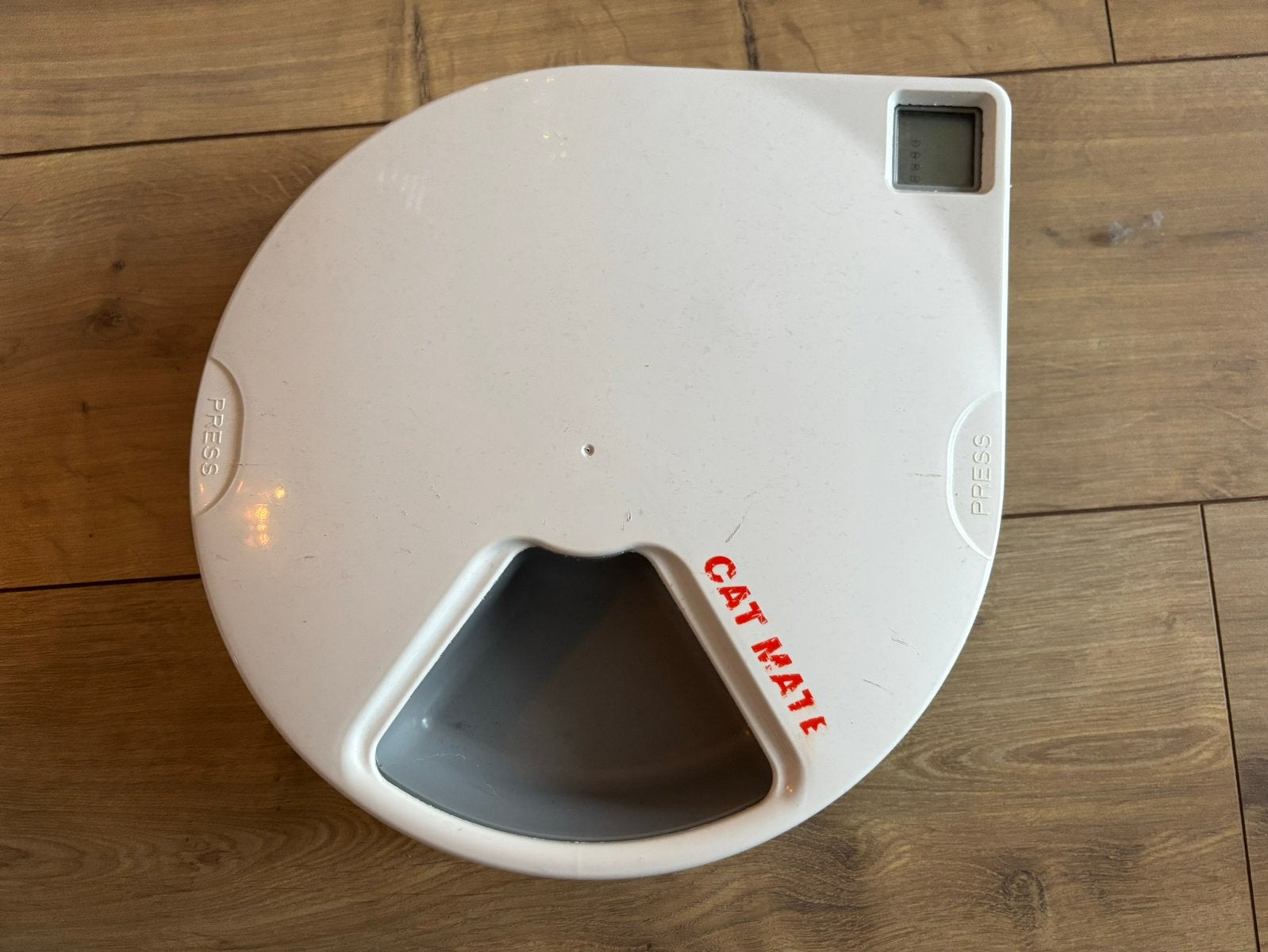 Cat mate automatische voerbak hond/kat, Ophalen of Verzenden, Gebruikt