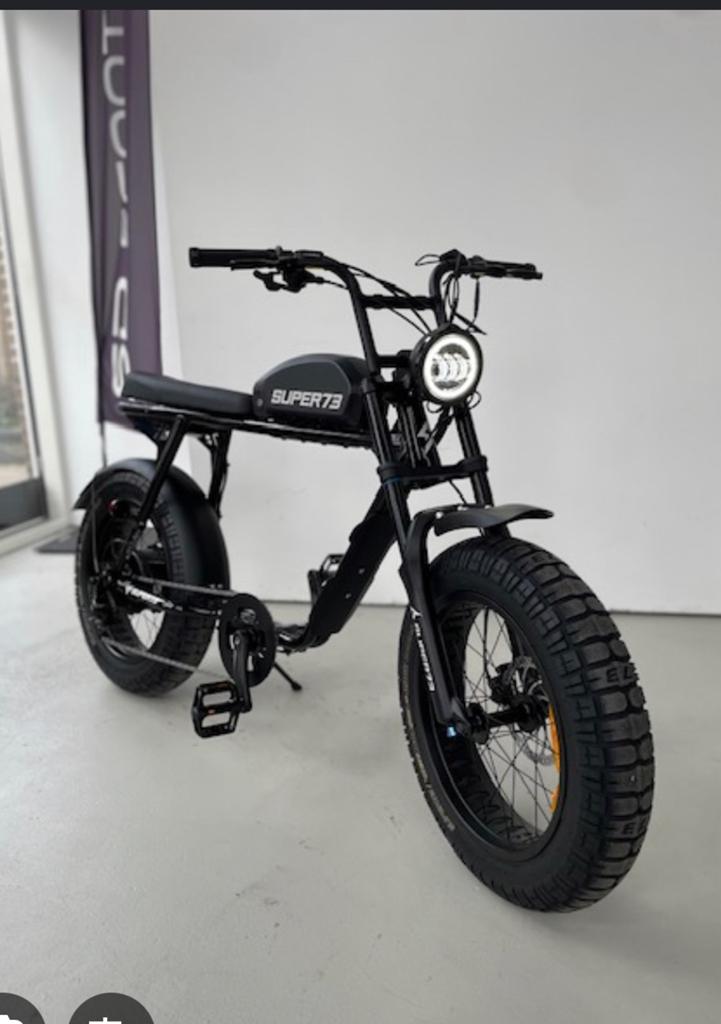 Super 73 S2 Zwart - Zo goed als nieuw, Fietsen en Brommers, Ophalen, Zo goed als nieuw, Overige merken