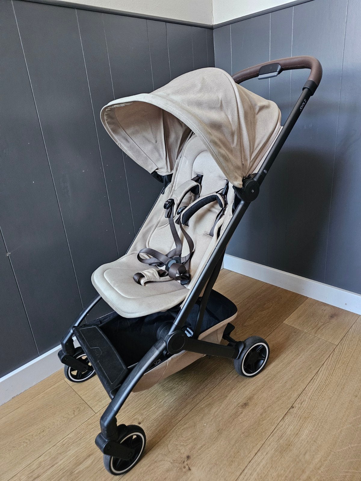 Joolz Aer+ Sandy Taupe met bijpassende tas en winterslaapzak, Ophalen of Verzenden, Gebruikt, Kinderwagen, Overige merken