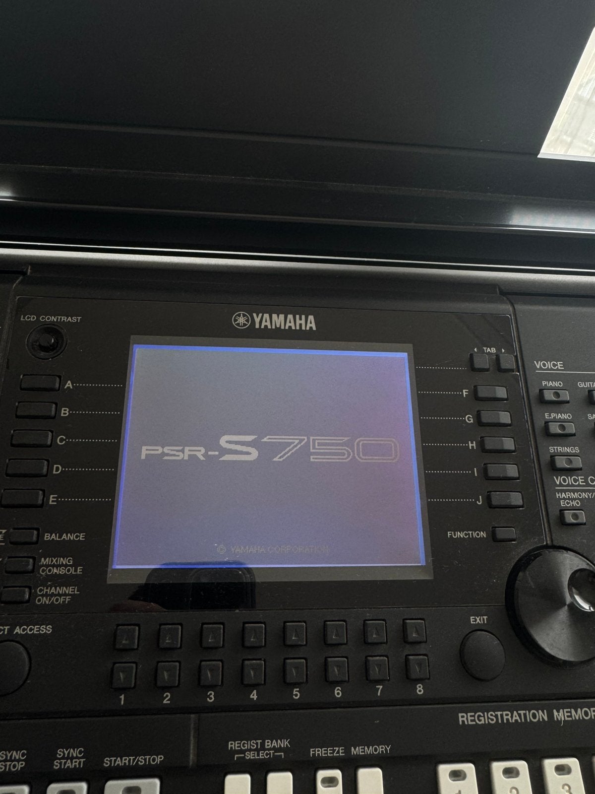 Yamaha PSR-S750 keyboard (met standaard, kruk en pedaal), Ophalen, 61 toetsen, Yamaha, Zo goed als nieuw