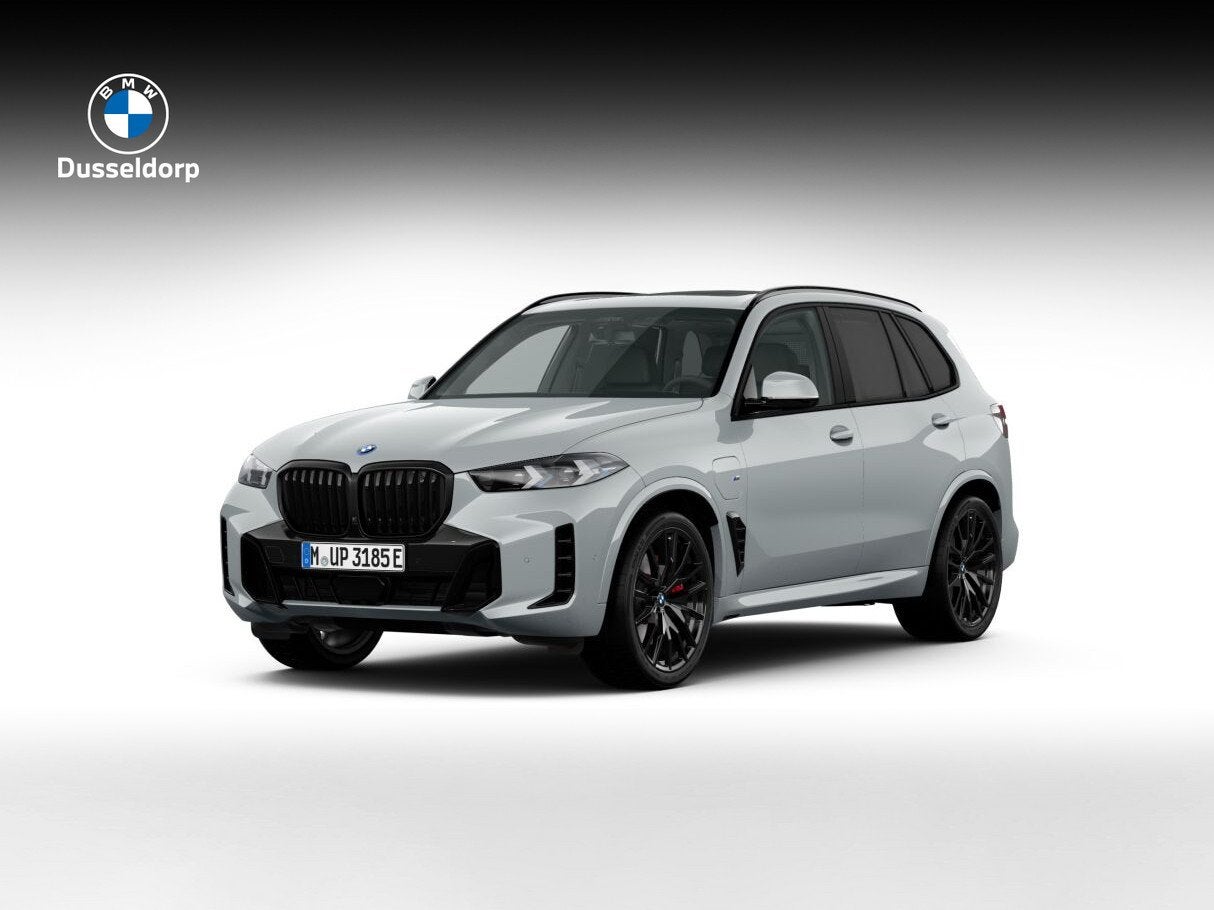 BMW X5 xDrive50e (bj 2026, automaat), Auto's, Automaat, 2395 kg, Overige brandstoffen, Leder