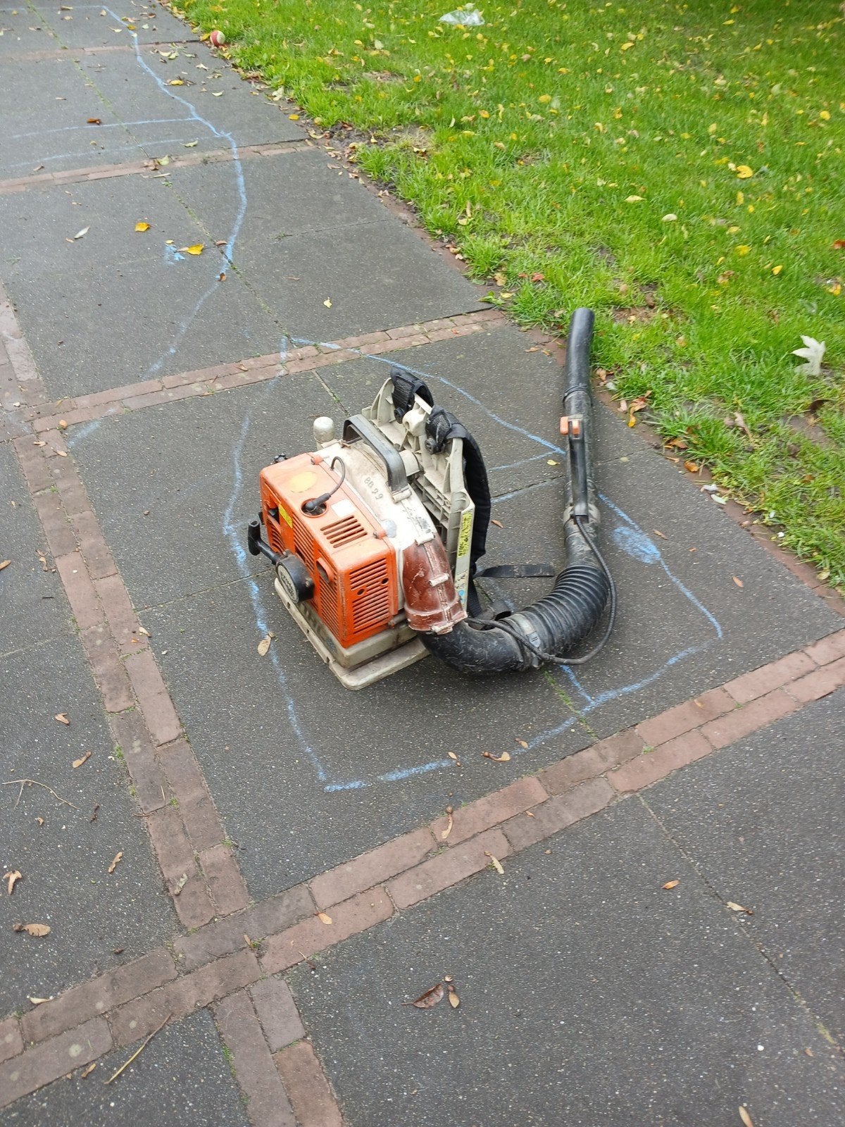 Stihl BR 420 bladblazer - oud model, werkt prima, Ophalen, Gebruikt, Ruggedragen, Stihl