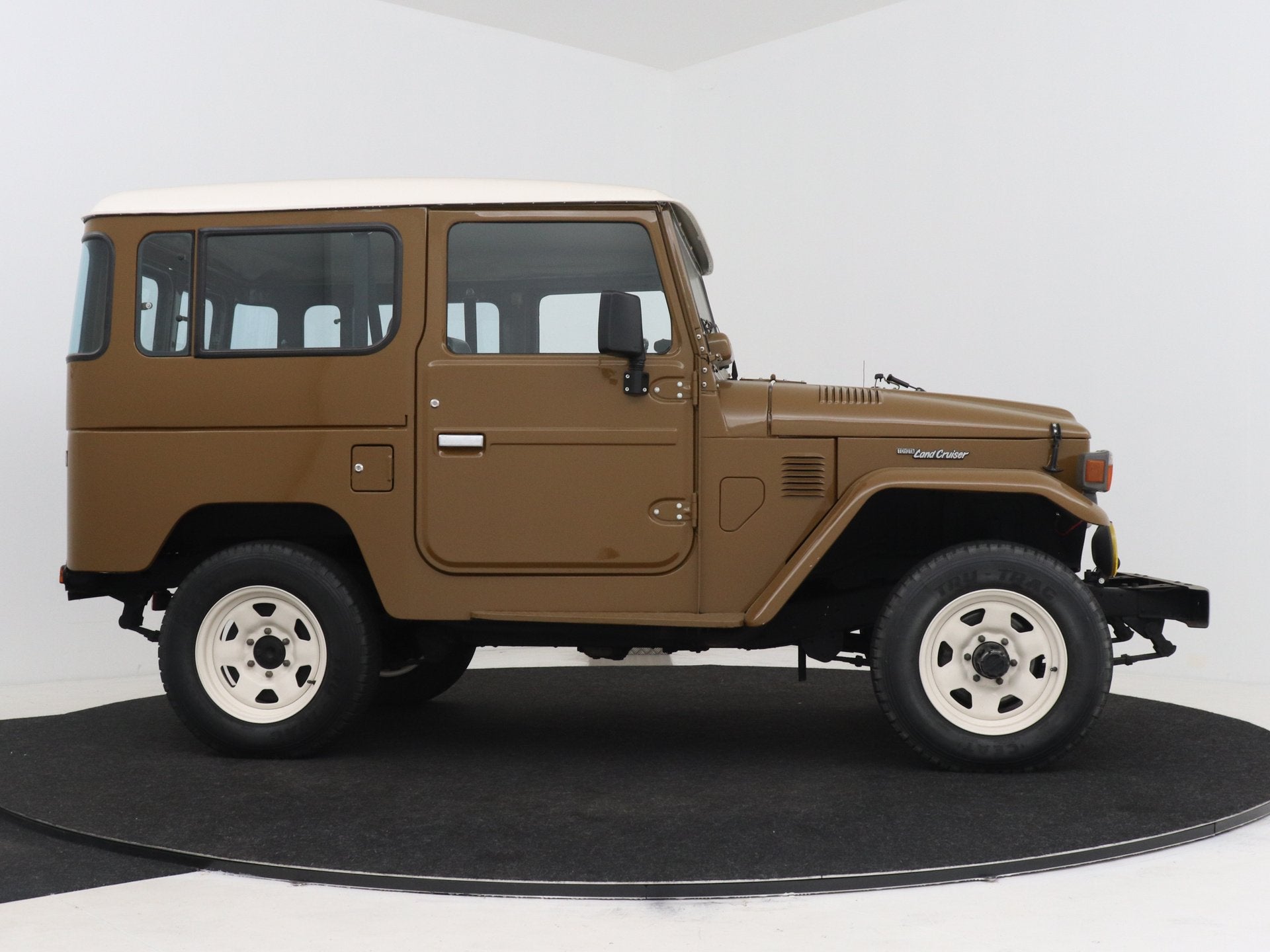 Toyota Land Cruiser 4.2 (bj 1982), foto 7