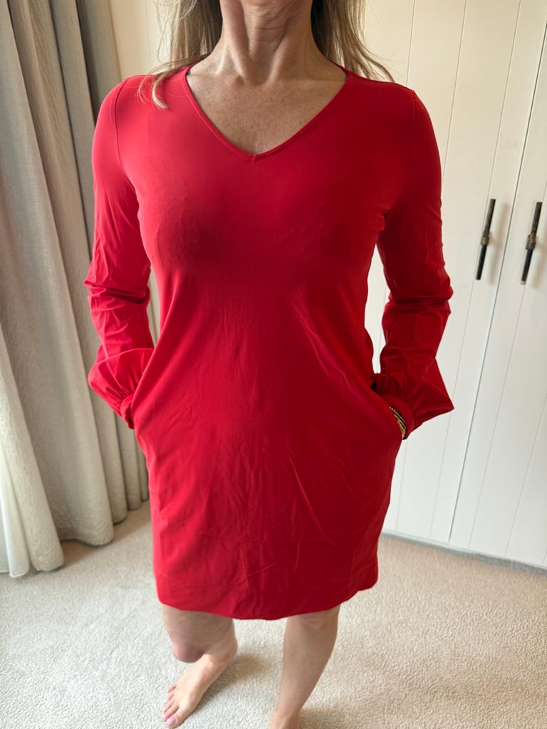 LaDress - Rode jurk met lange mouwen en V-hals, Maat 38/40 (M), Ophalen of Verzenden, Zo goed als nieuw, Boven de knie
