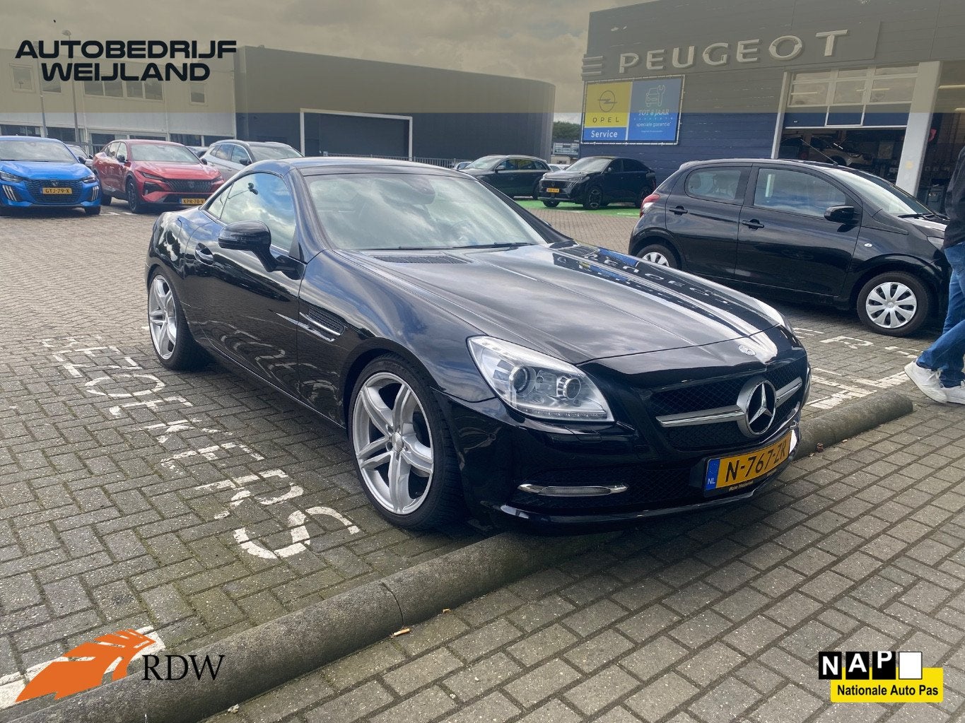 Mercedes-Benz SLK 200 K. AMG-line 184PK NIEUWSTAAT I 2ste ei, Auto's, Automaat, Achterwielaandrijving, Gebruikt, 4 cilinders