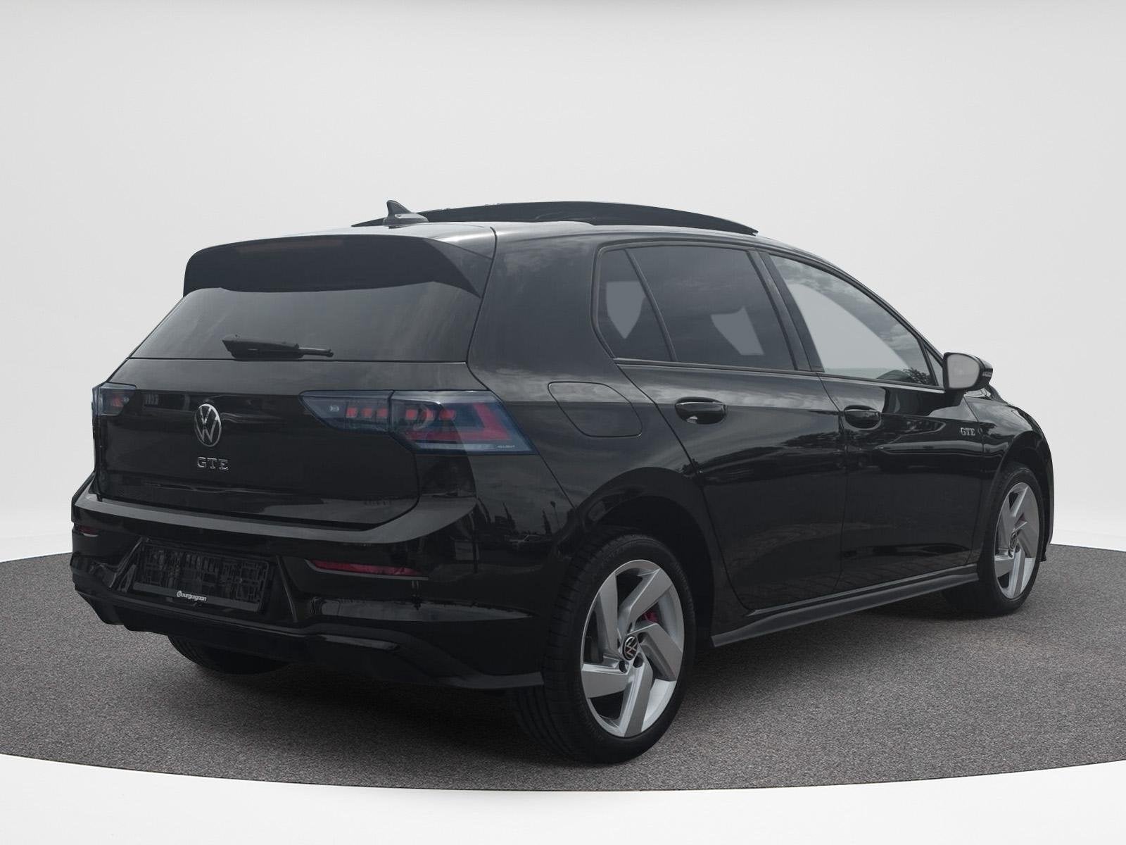 Volkswagen Golf 1.5 eHybrid GTE | Trekhaak | Pano Dak | Lede, Auto's, 4 cilinders, Automatische klimaatregeling, 1700 kg, 1568 kg
