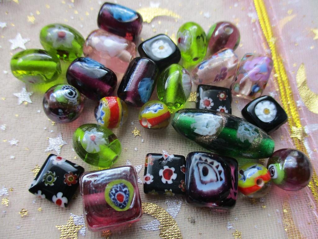 3125/ mooie mix millefiori glaskralen, Ophalen of Verzenden, Nieuw, Kraal
