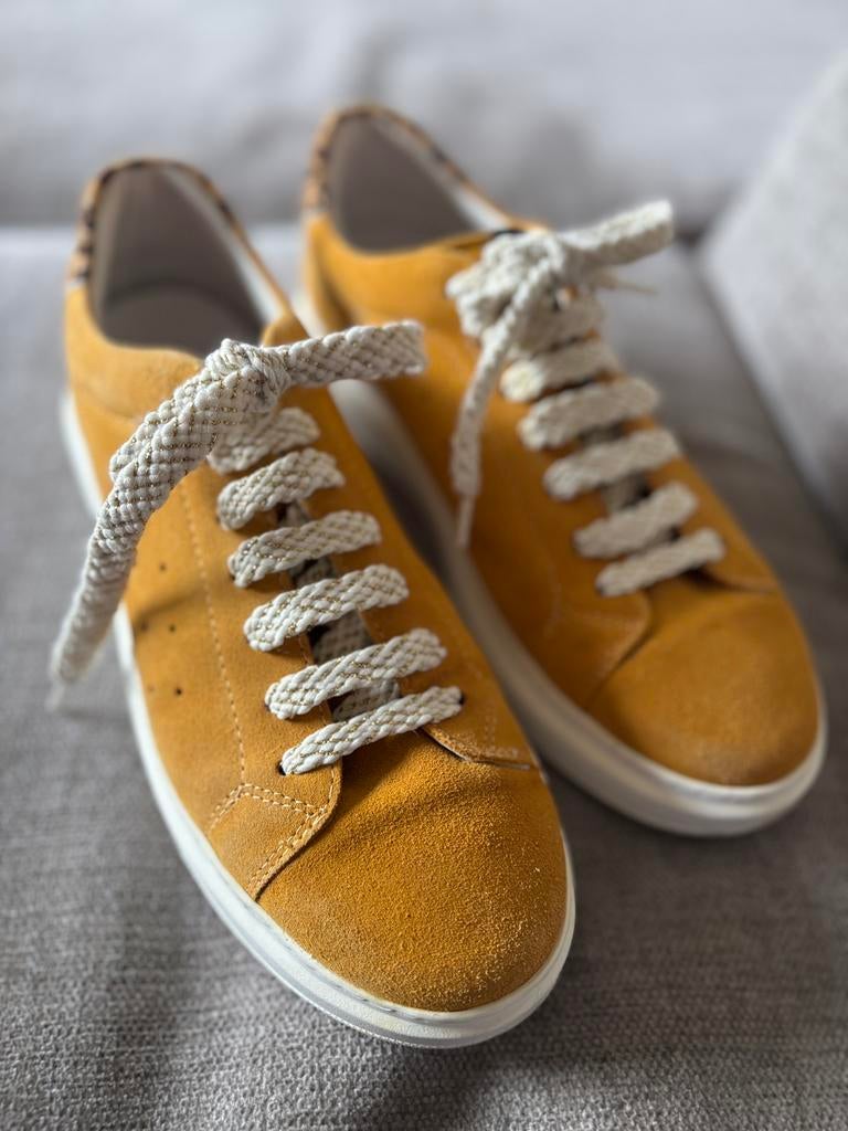 Maruti dames sneakers geel mt40 zgan, Kleding | Dames, Geel, Ophalen of Verzenden, Sneakers of Gympen, Zo goed als nieuw