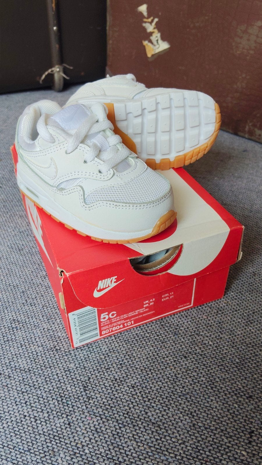 Nieuwe Nike Air Max 1 (TD) White - Maat 5C (EUR 21), Schoentjes, Jongetje of Meisje, Nieuw, Ophalen of Verzenden