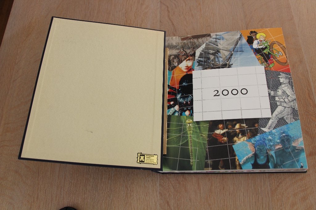 Postzegelalbum Nederland 2000 - 2013, Ophalen of Verzenden, Na 1940, Postfris