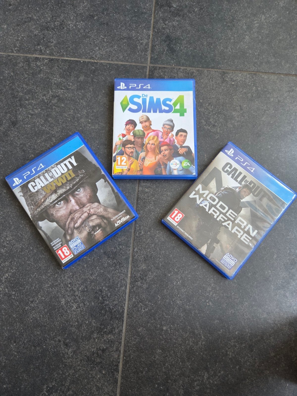 CALL of DUTY WWII. The Sims4. CALL of DUTY Modern warfare, Ophalen, Shooter, 1 speler, Zo goed als nieuw
