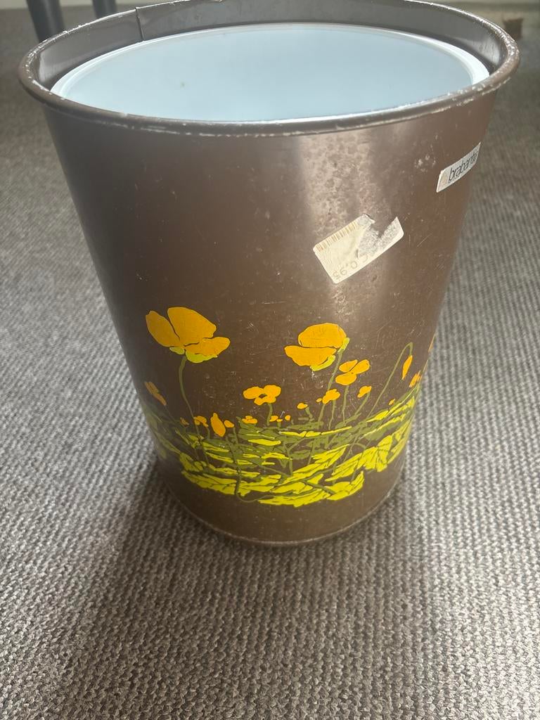 Vintage prullenbak met bloemen patroon, Huis en Inrichting, Woonaccessoires | Prullenbakken, Gebruikt, Ophalen of Verzenden, Metaal
