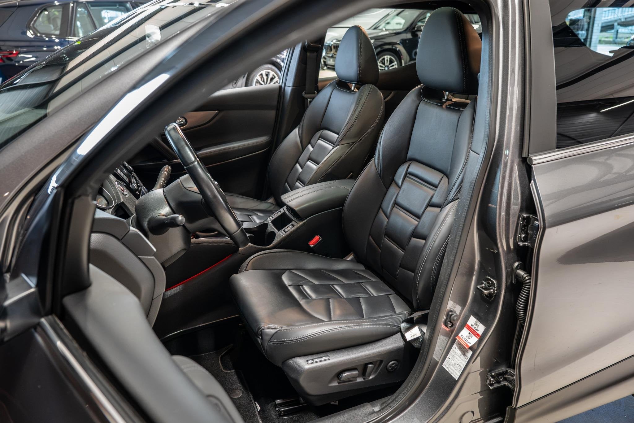Nissan Qashqai 1.3 DIG-T Tekna + Leder | Pano | Elektrische, Auto's, Gebruikt, 4 cilinders, 1290 kg, Bedrijf