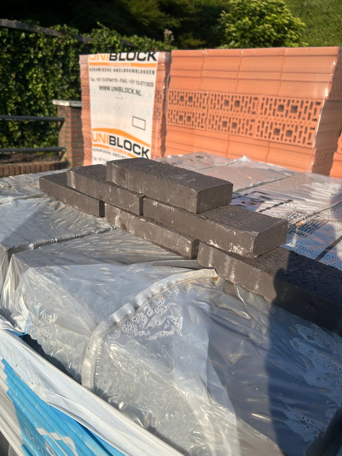 Rodruza Zwart Handvorm Hilversum Formaat 4 pallets á 476 st., Ophalen, Nieuw, Bakstenen