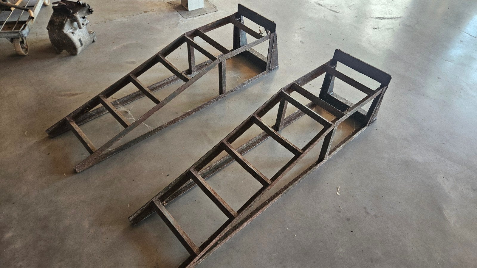 Set van 2 robuuste oprij bokken, Ophalen, Gebruikt