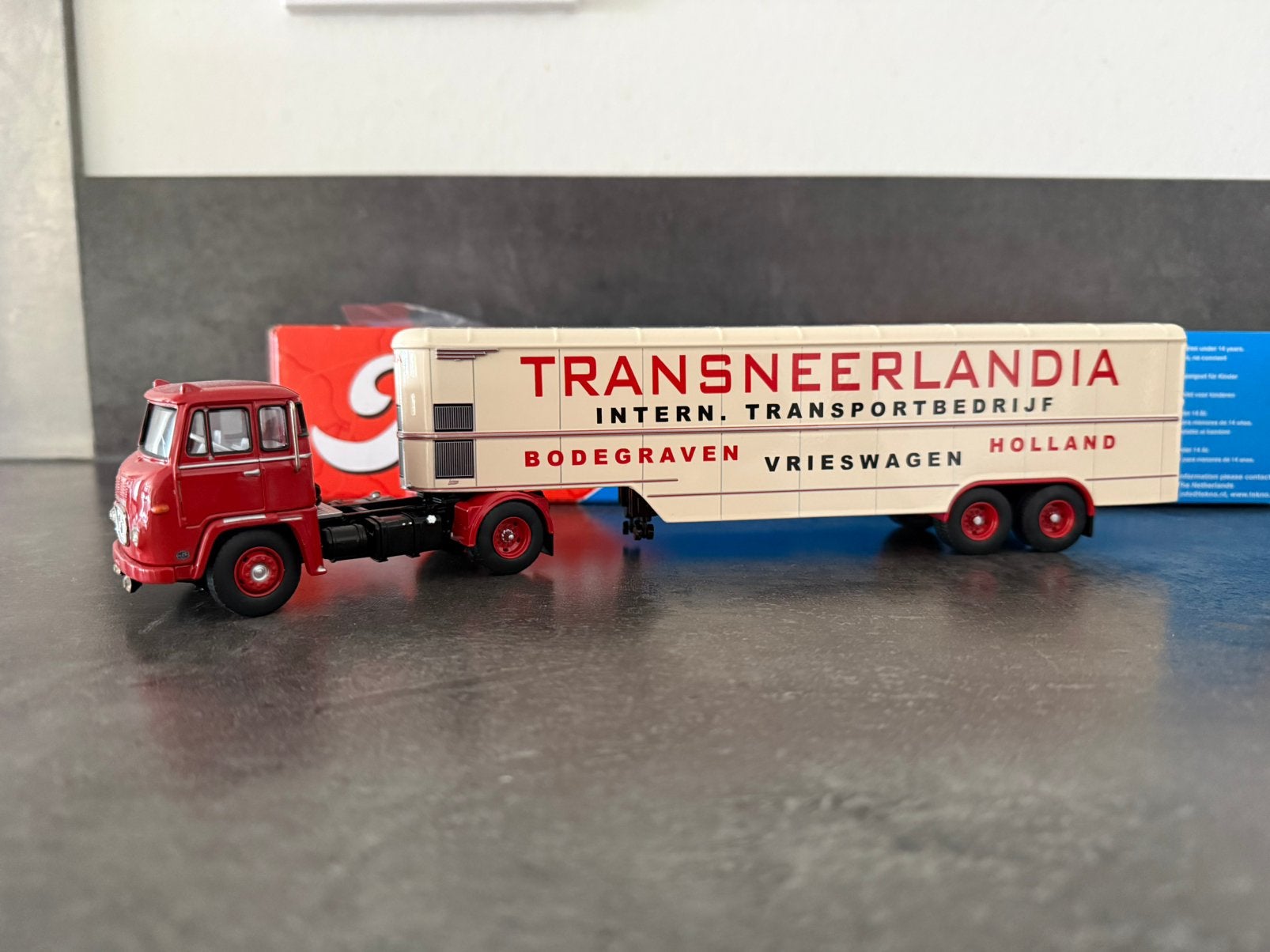 Tekno Scania LB76 - Transneerlandia, Ophalen of Verzenden, Zo goed als nieuw, Bus of Vrachtwagen, Tekno