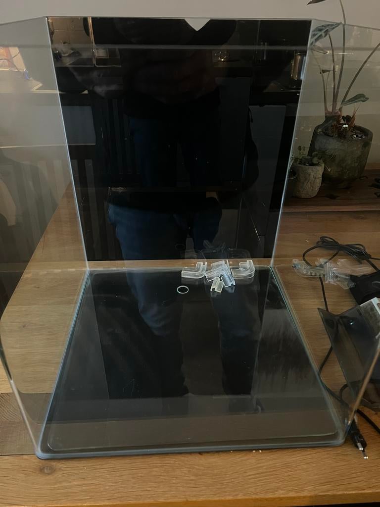 Dennerle nano cube 60 liter, Dieren en Toebehoren, Vissen | Aquaria en Toebehoren, Zo goed als nieuw, Leeg aquarium, Verwarming