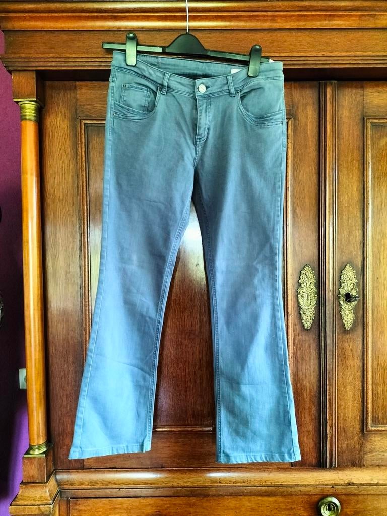 broek van Parami Para Mi maat 42 lengte 32, Para Mi, Zo goed als nieuw, Ophalen, Maat 38/40 (M)