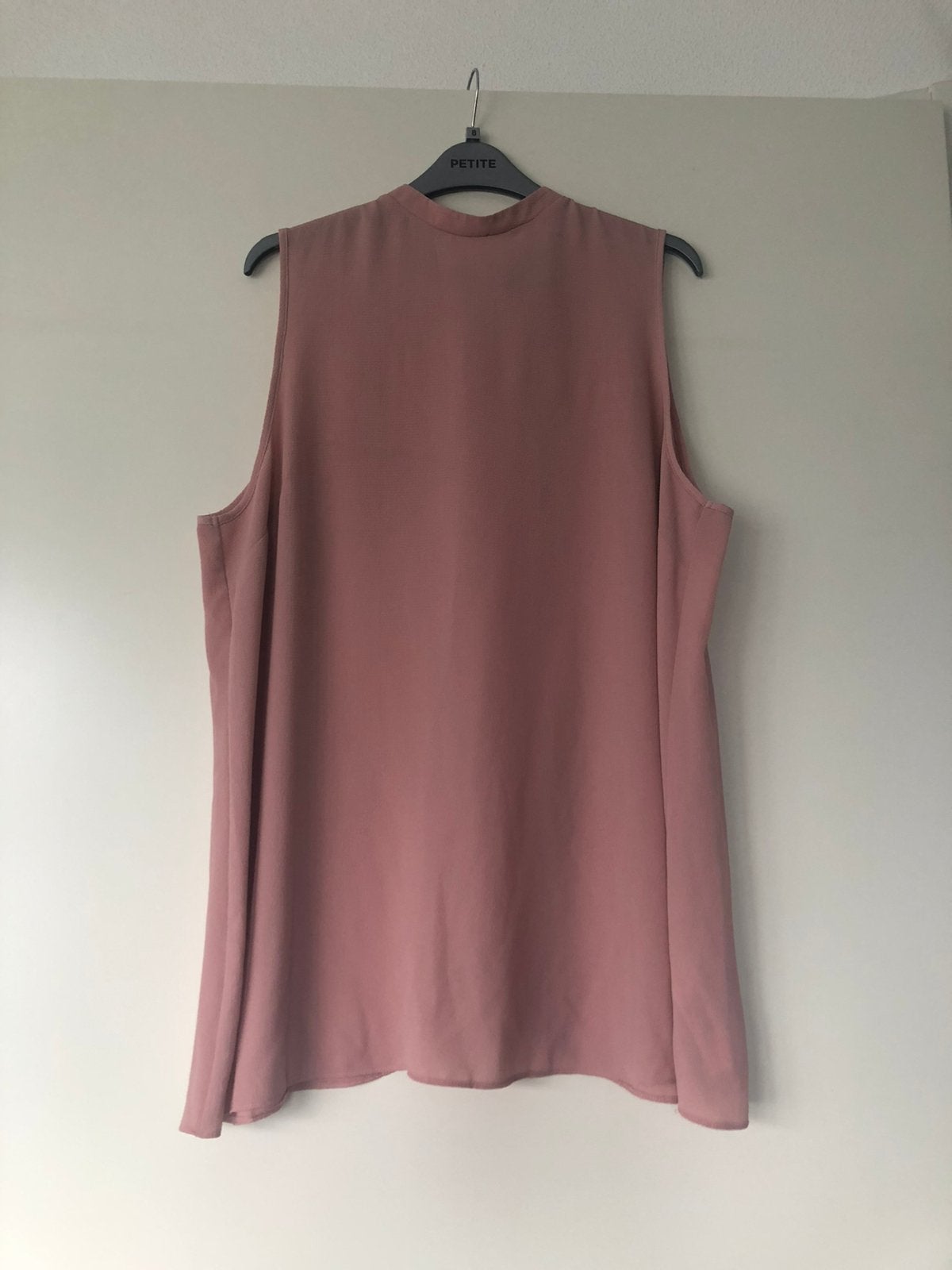 Roze top, maat 46, achterkant rits, nieuw, Maat 46/48 (XL) of groter, Nieuw, Ophalen of Verzenden, Roze