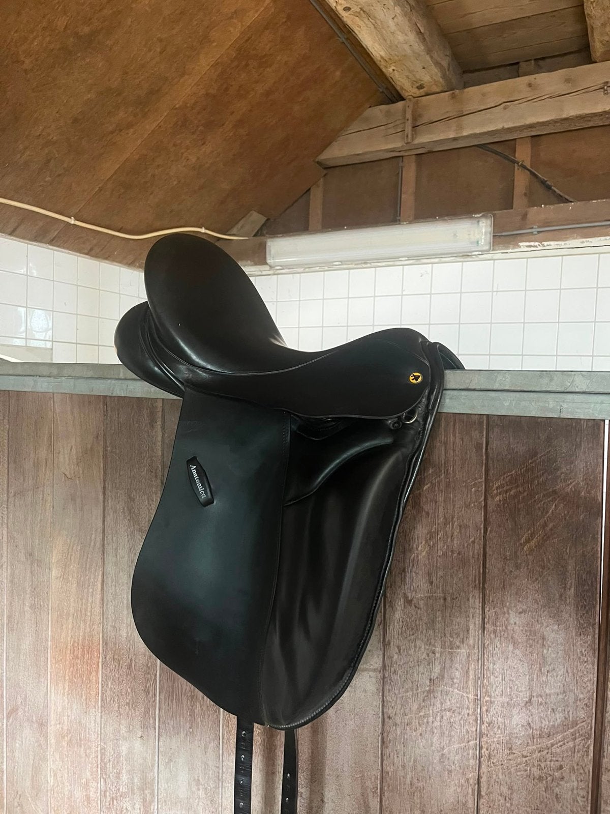 Anatomica Orion dressuurzadel 17,5, Dieren en Toebehoren, Paarden en Pony's | Zadels, Ophalen of Verzenden, Gebruikt, Dressuur