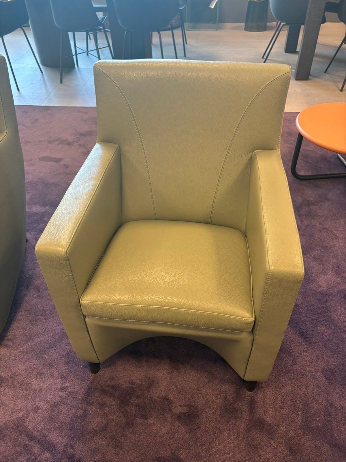 Leolux fauteuil Dolcinea, Ophalen, Zo goed als nieuw, 75 tot 100 cm, 50 tot 75 cm